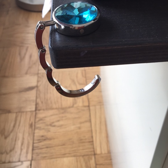 Purse Hanger - Great for wristlets during dinner! - Picture 4 of 5